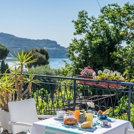 Bed and Breakfast Gli archi sul mare Gaeta Esterno foto