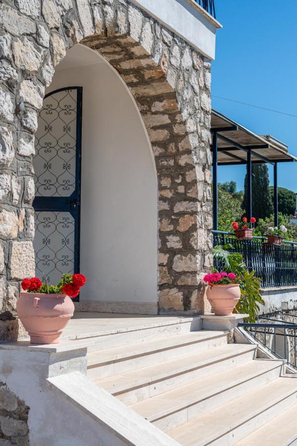 Bed and Breakfast Gli archi sul mare Gaeta Esterno foto