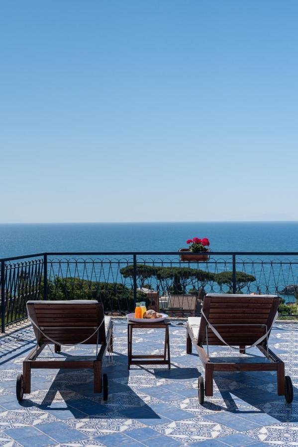 Bed and Breakfast Gli archi sul mare Gaeta Esterno foto