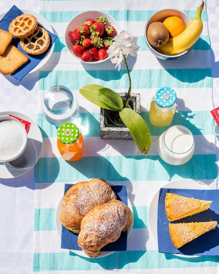 Bed and Breakfast Gli archi sul mare Gaeta Esterno foto