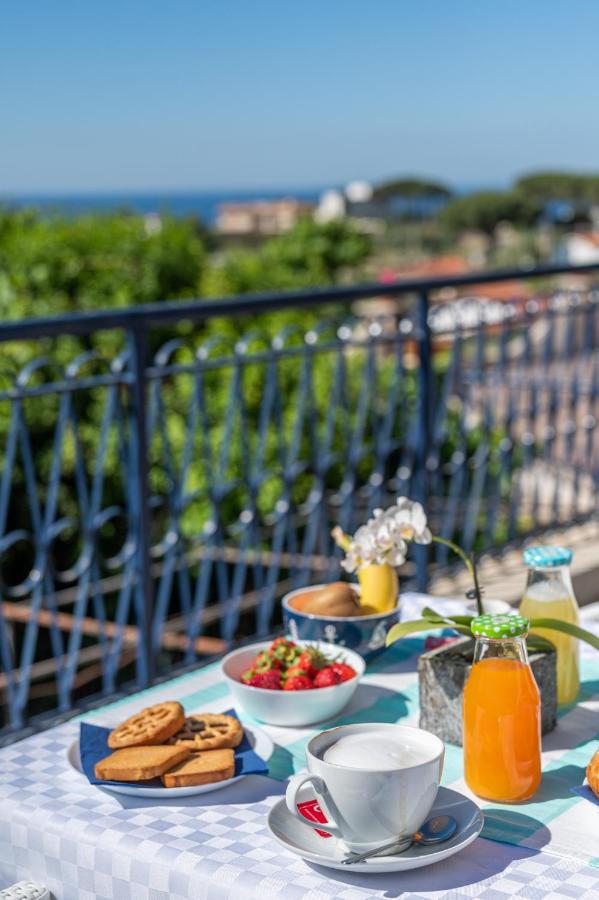 Bed and Breakfast Gli archi sul mare Gaeta Esterno foto