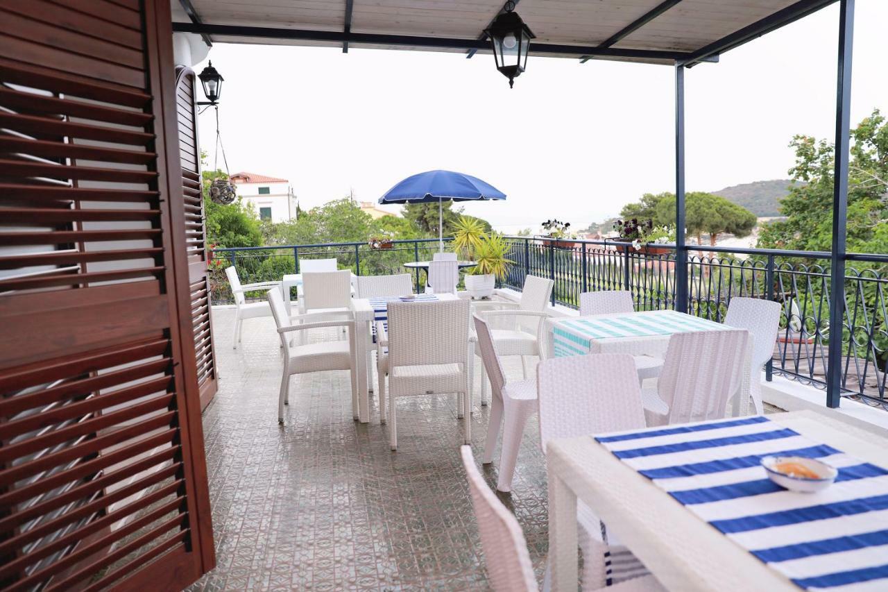 Bed and Breakfast Gli archi sul mare Gaeta Esterno foto