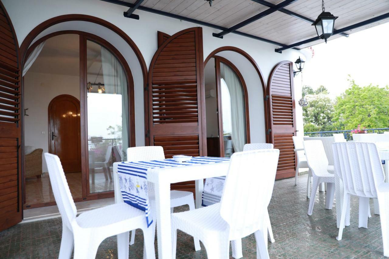 Bed and Breakfast Gli archi sul mare Gaeta Esterno foto