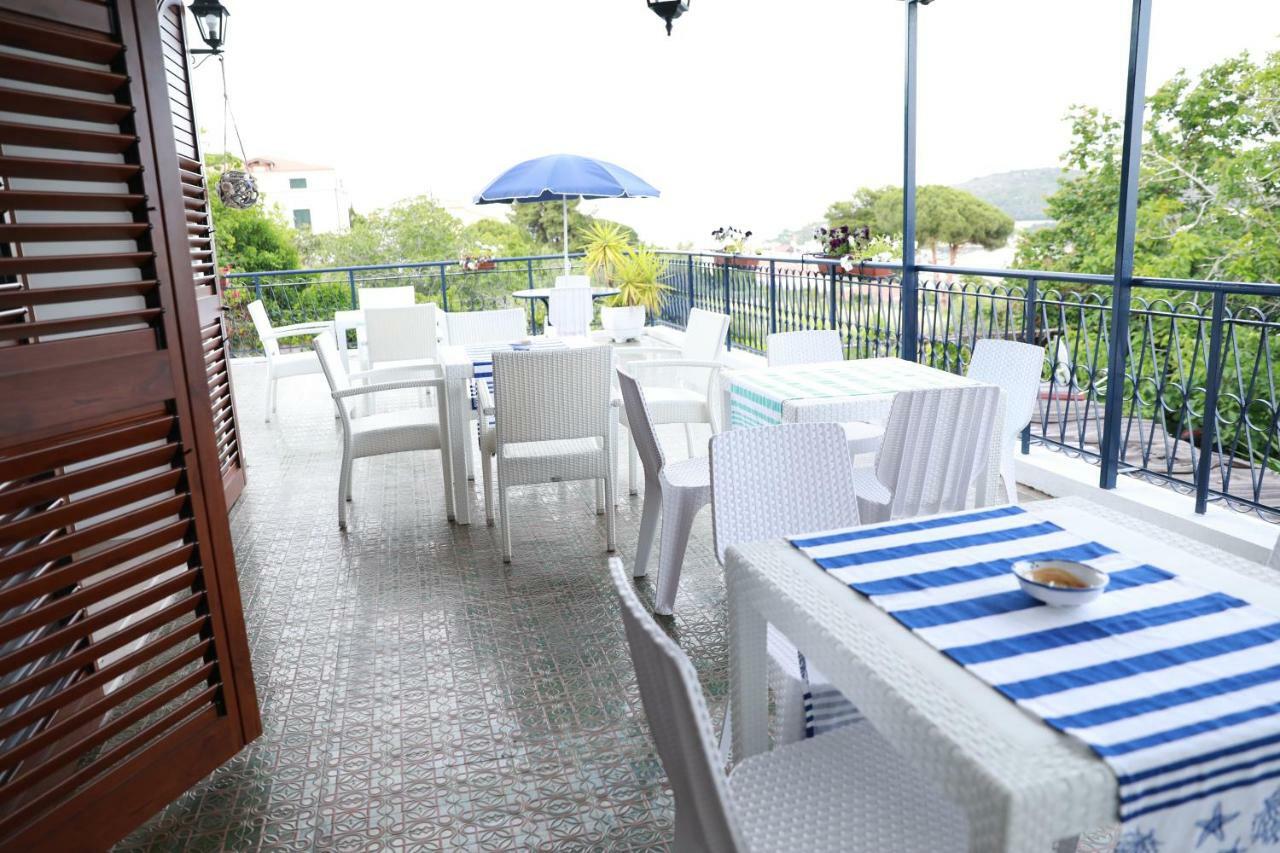 Bed and Breakfast Gli archi sul mare Gaeta Esterno foto